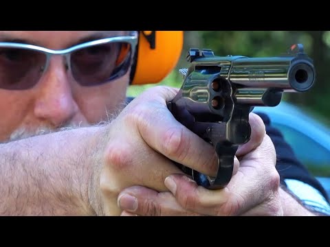 Smith & Wesson Model 19 Classic 357 Magnum Revolver