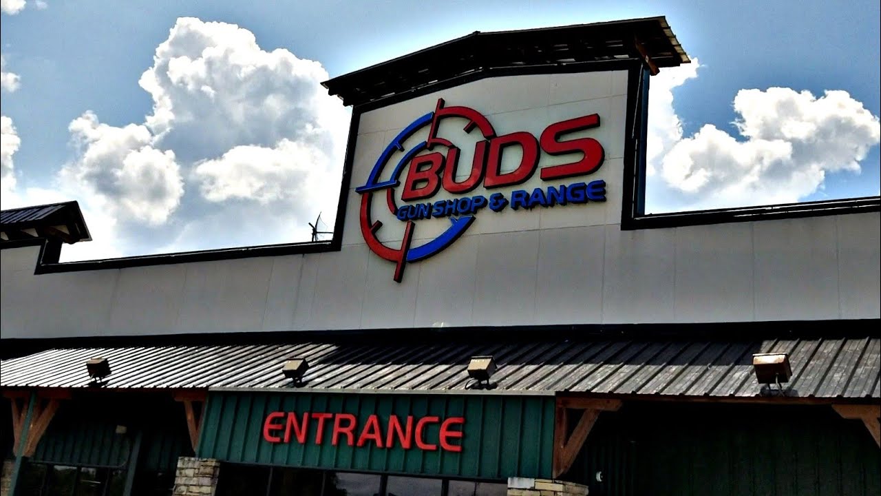 Buds Gun Shop Sevierville Tennessee