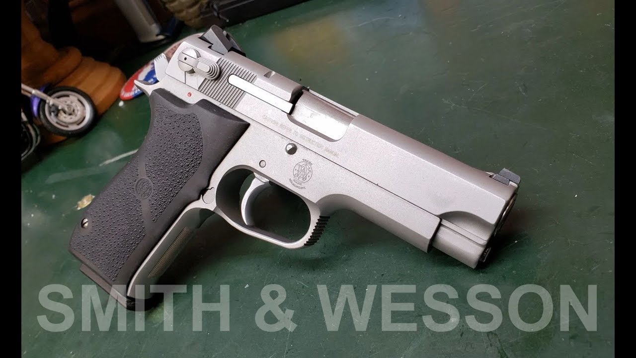 Smith & Wesson 1066 10mm