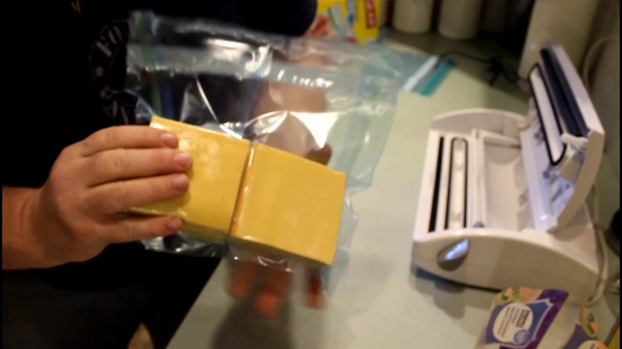 How To Make Your Own Food Saver Bags  MUST SEE FOLKS !